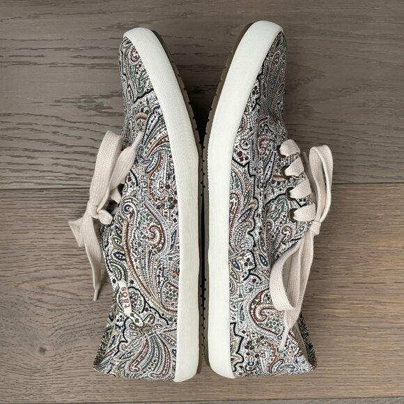 taos Guest Star Lace Up Canvas Upper Sneakers Paisley Print Multi Color Sz 9 - Picture 8 of 14